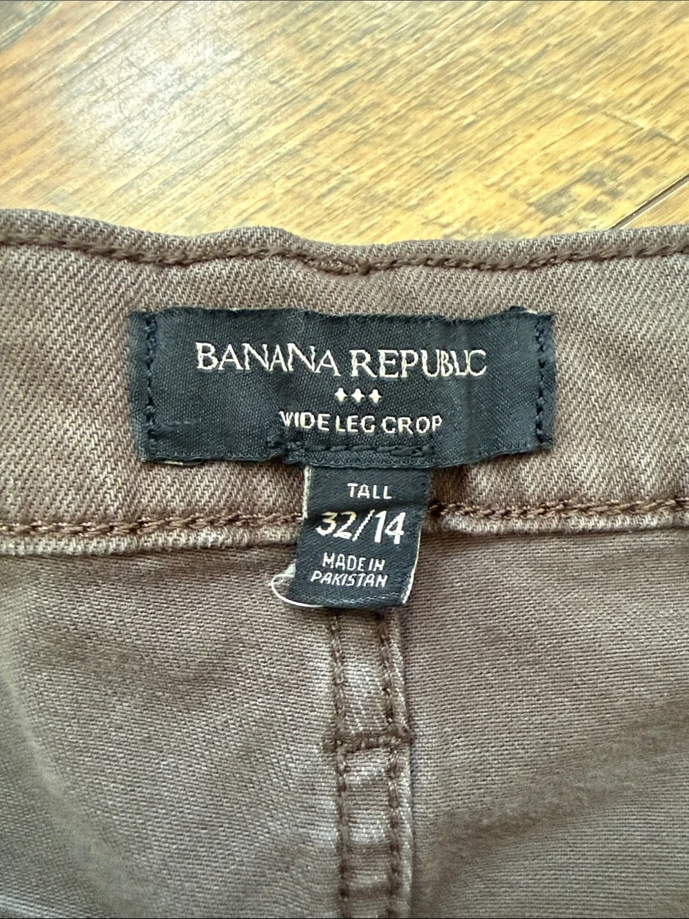 Banana Republic Wide Leg Crop Jeans 32/14 Tall Truffle Brown High Rise Pleated